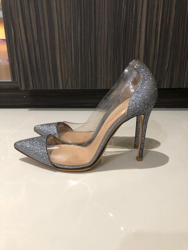 Gianvito rossi plexi discount 100