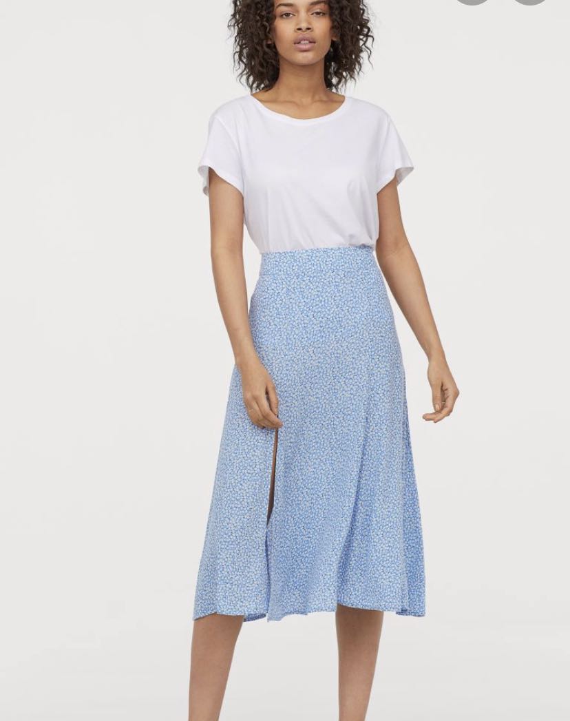 H&m blue on sale floral midi skirt