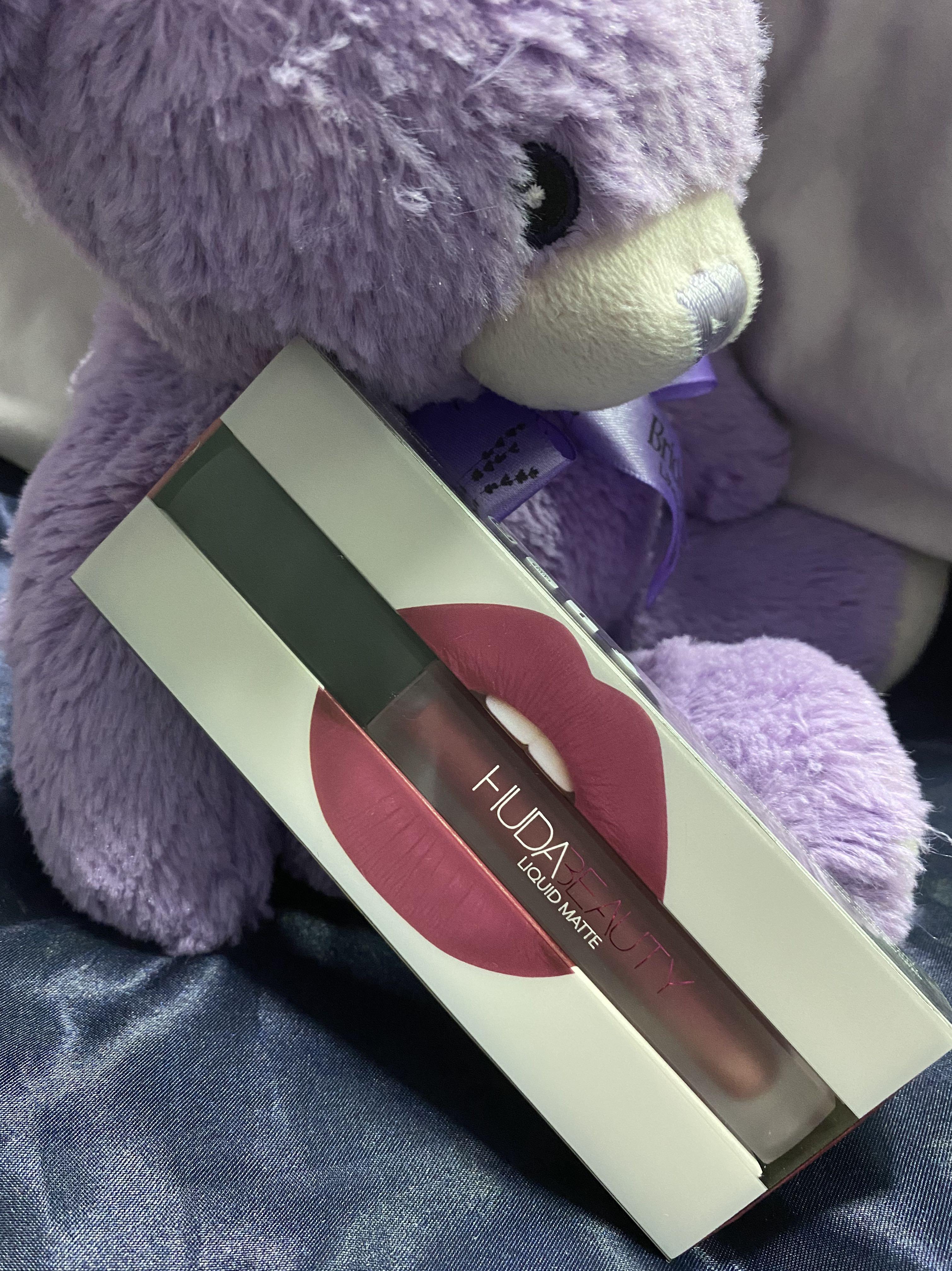 huda beauty teddy lipstick