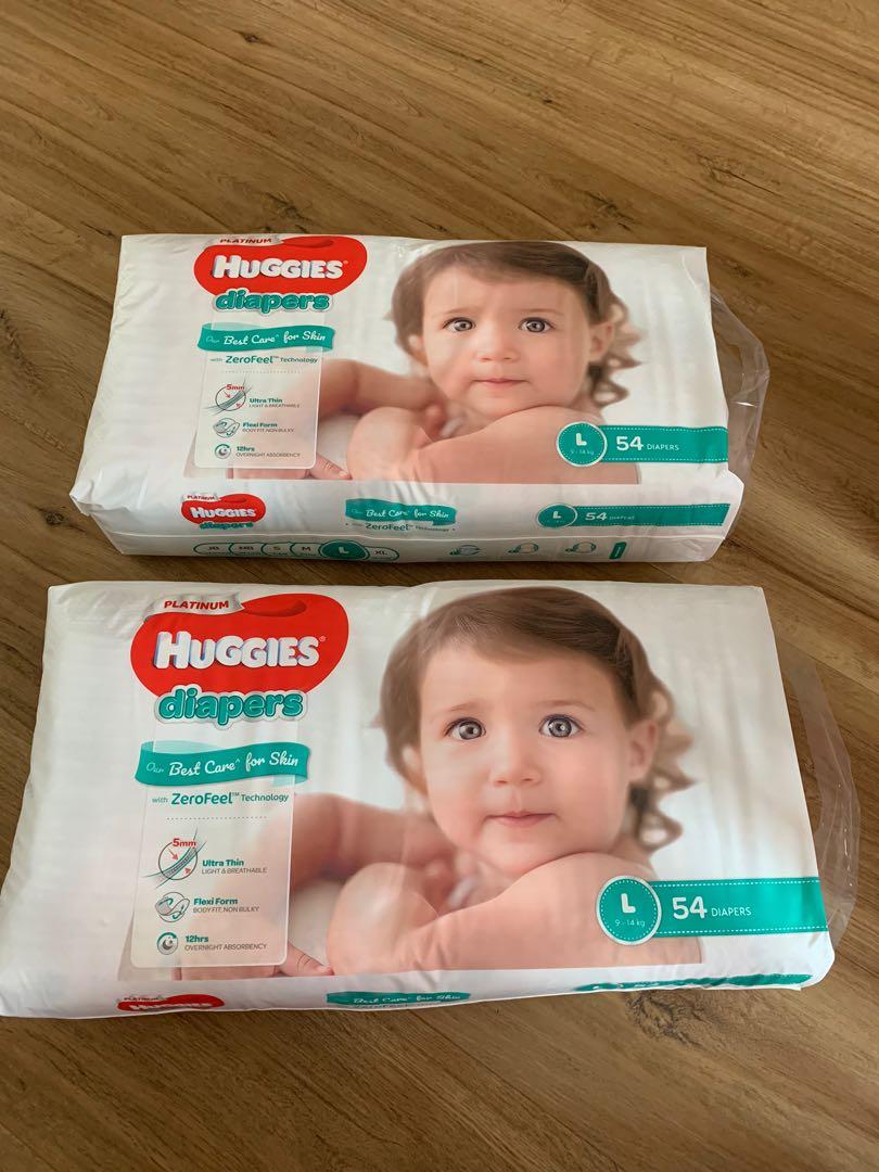 Huggies Platinum Diapers, Babies & Kids, Bathing & Changing, Diapers & Baby Wipes on Carousell