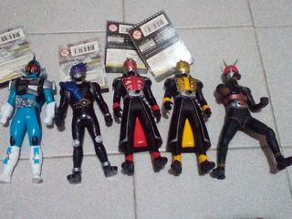 Kamen riders vinly figures