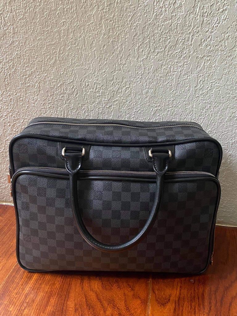 Louis Vuitton Damier Graphite Icare Laptop Bag - Black Messenger Bags, Bags  - LOU781403