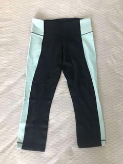 Lululemon Cropped Pants - Size 6