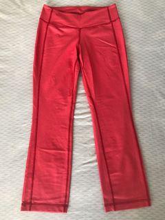 Lululemon Cropped Pants - Size 6