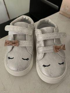 harga baby walker mothercare