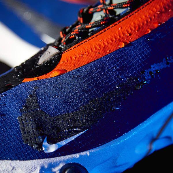 Nike React Runner Mid iSPA （分類：波鞋）位於 Hong Kong。 由 _e_k_i_n 提交（商品編號 1034724119，圖片 3）。簡介： Nike React Runner Mid iSPA Colour : Blue / Orange Style Code : AT3143-400 Size : US10 / UK9 / EUR44 / CM28 現貨 100% new 100% real 港鐵沿線交收 $1,099 DESCRIPTION Electrifying the sneaker world with its revolutionary design, the Nike React Runner mid evokes ACG inspirations with its colour-blocked, weather resistant construction. From Nike’s subdivision – ISPA – the c