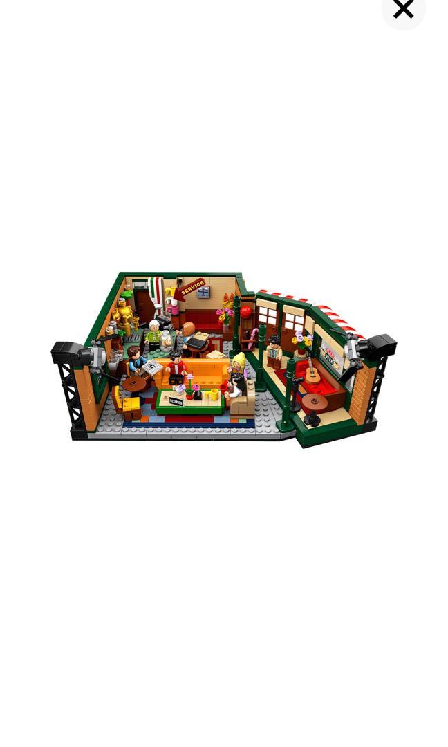 Lego friends central perk pre order outlet