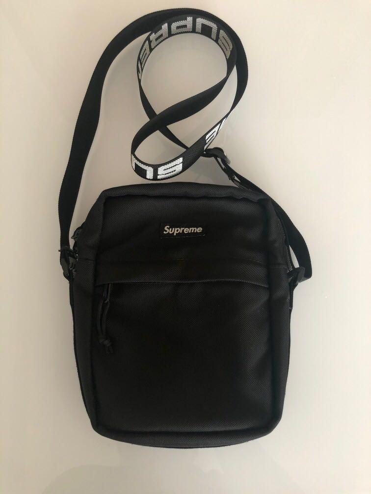 Supreme Small Waist Bag (FW22) 'Black' - Novelship