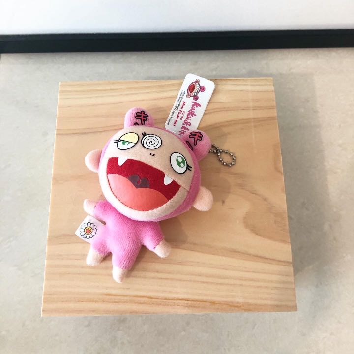 Takashi murakami hot sale plush keychain