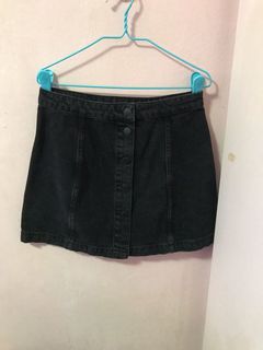 (Category: ) located in . Submitted by instockssshereee (Listing ID 1034692606, Image 1). Description: .