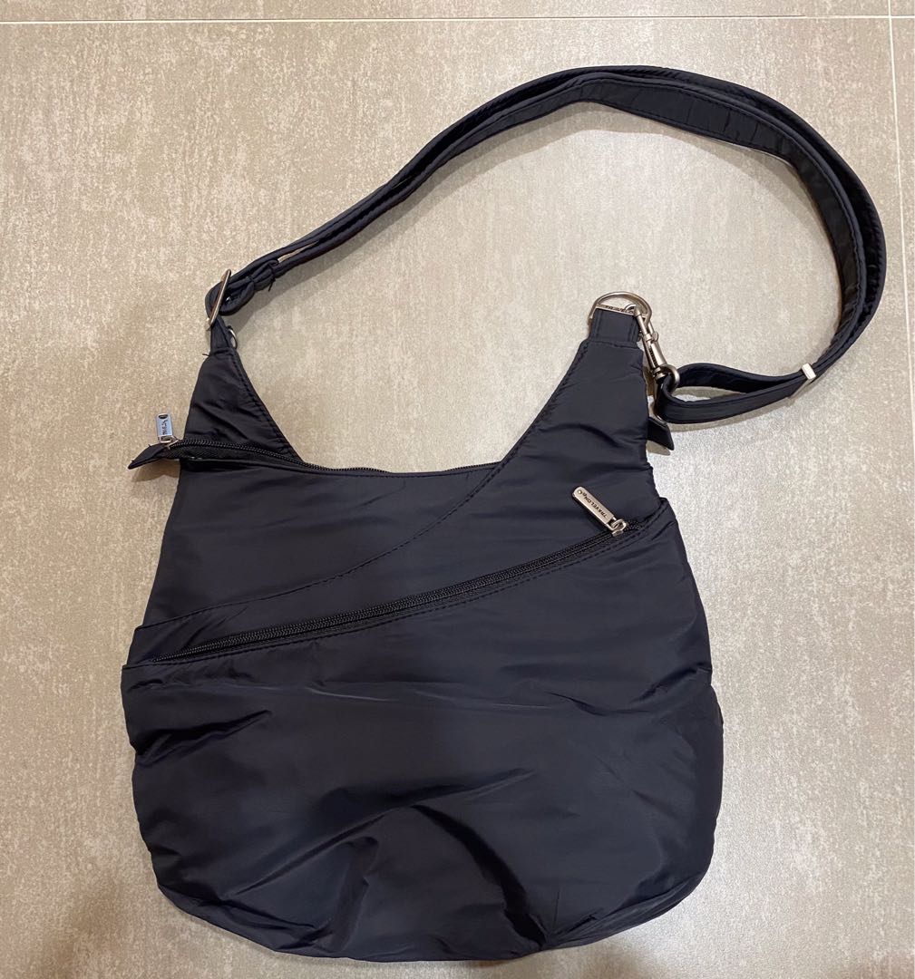travelon sling bag