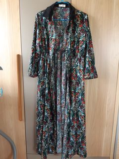 （分類：）位於 。 由 deborahtam 提交（商品編號 1034692930，圖片 1）。簡介： 。