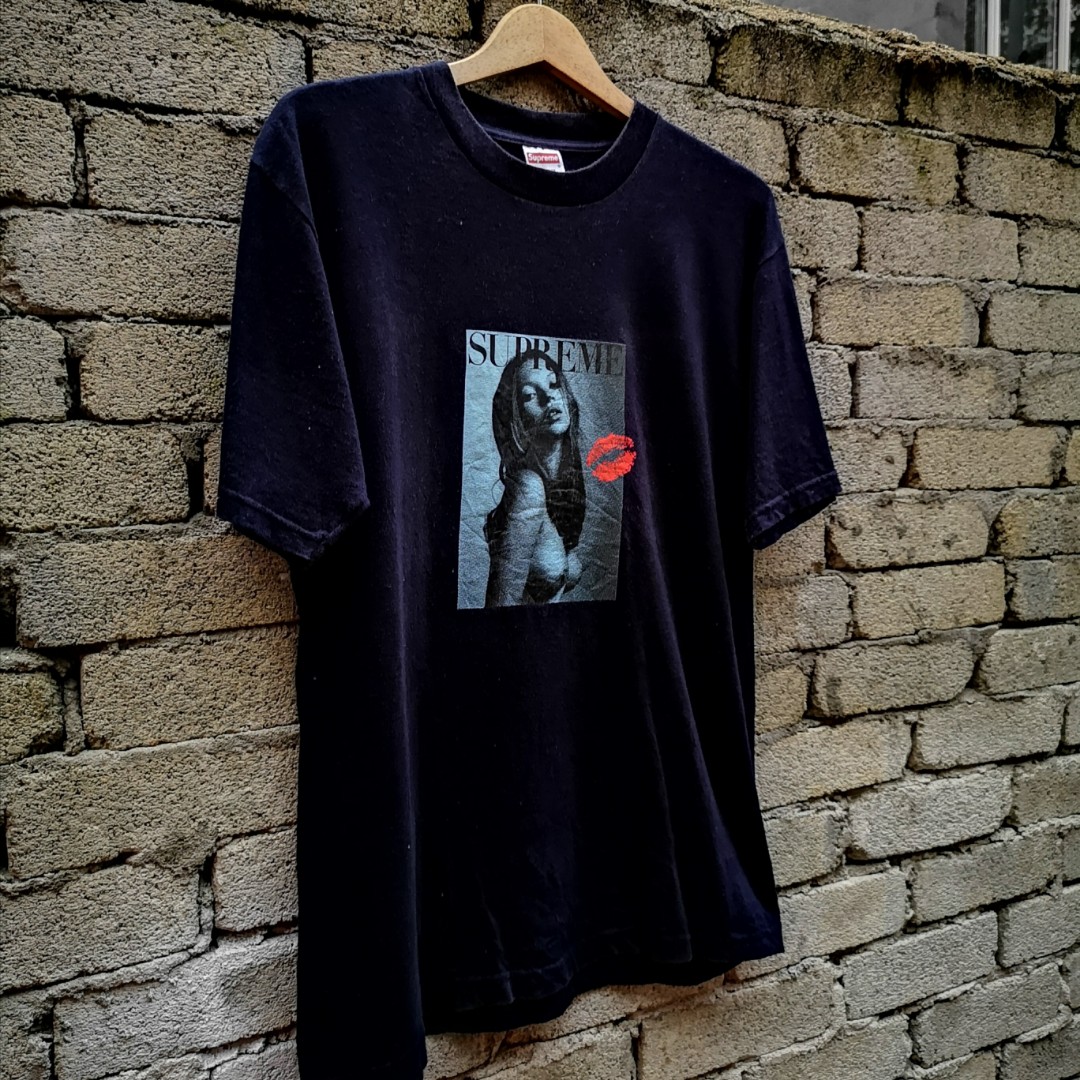 2005 SUPREME KATE MOSS PHOTO TEE Men s Fashion Tops Sets