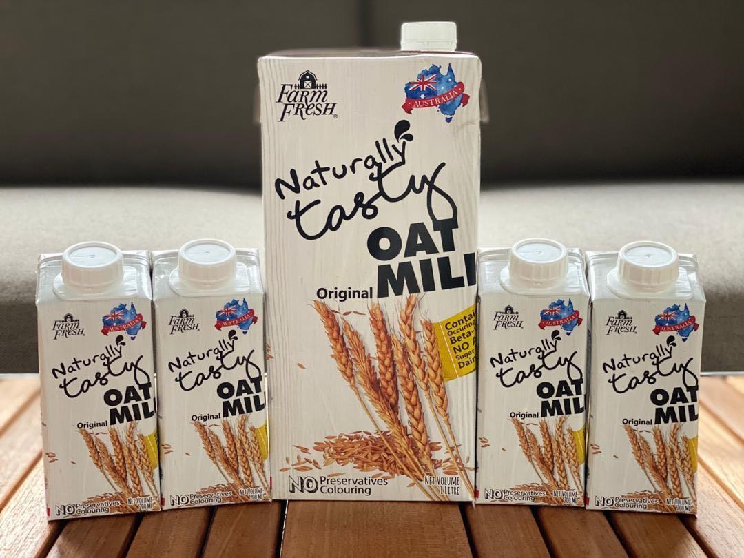 Farm Fresh Original Almond Milk Oat Milk 200ml Food Drinks Drinks On Carousell