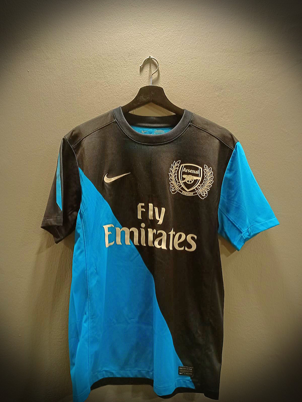 arsenal away kit authentic