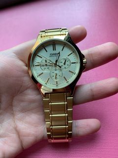 (Category: ) located in . Submitted by hellogooddeals (Listing ID 1034921849, Image 1). Description: .
