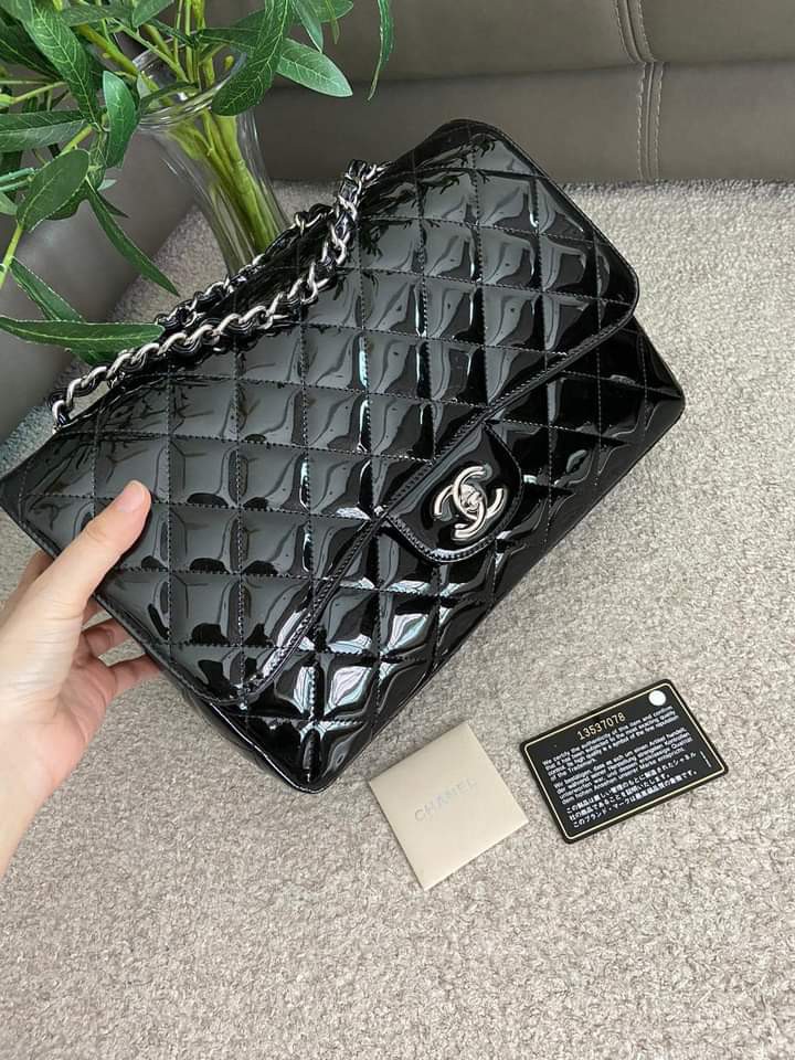 Chanel jumbo hotsell patent leather