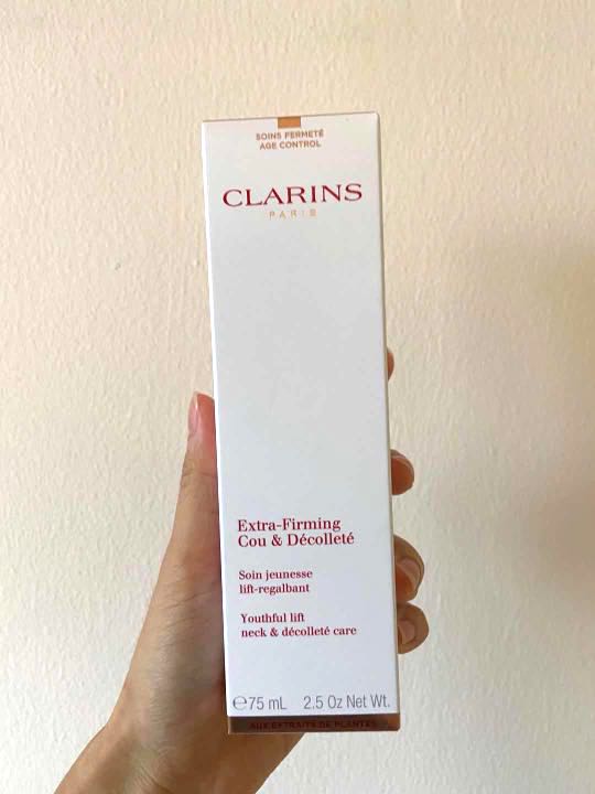 clarins youthful lift neck