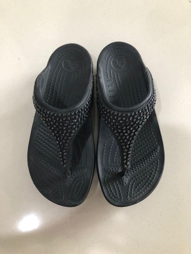 crocs slippers womens
