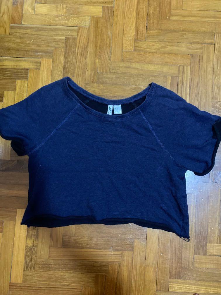 Crop Top Xs H M Women S Fashion Clothes Tops On Carousell