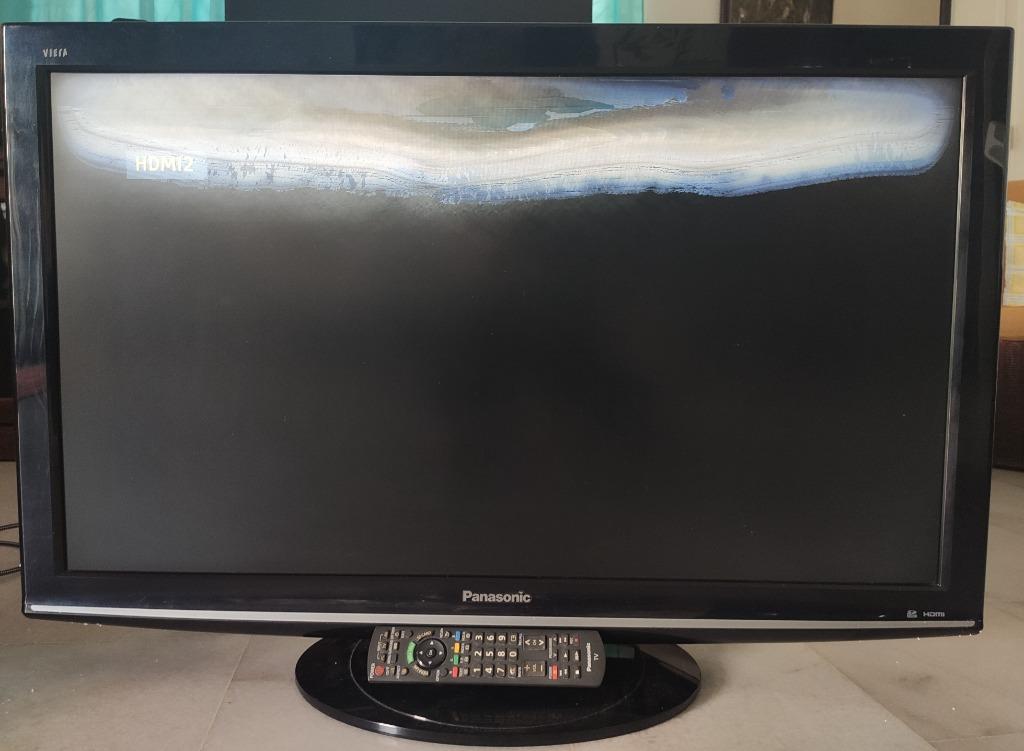 Damaged Screen Panasonic 37 Inch Tv Electronics Tvs Entertainment Systems On Carousell