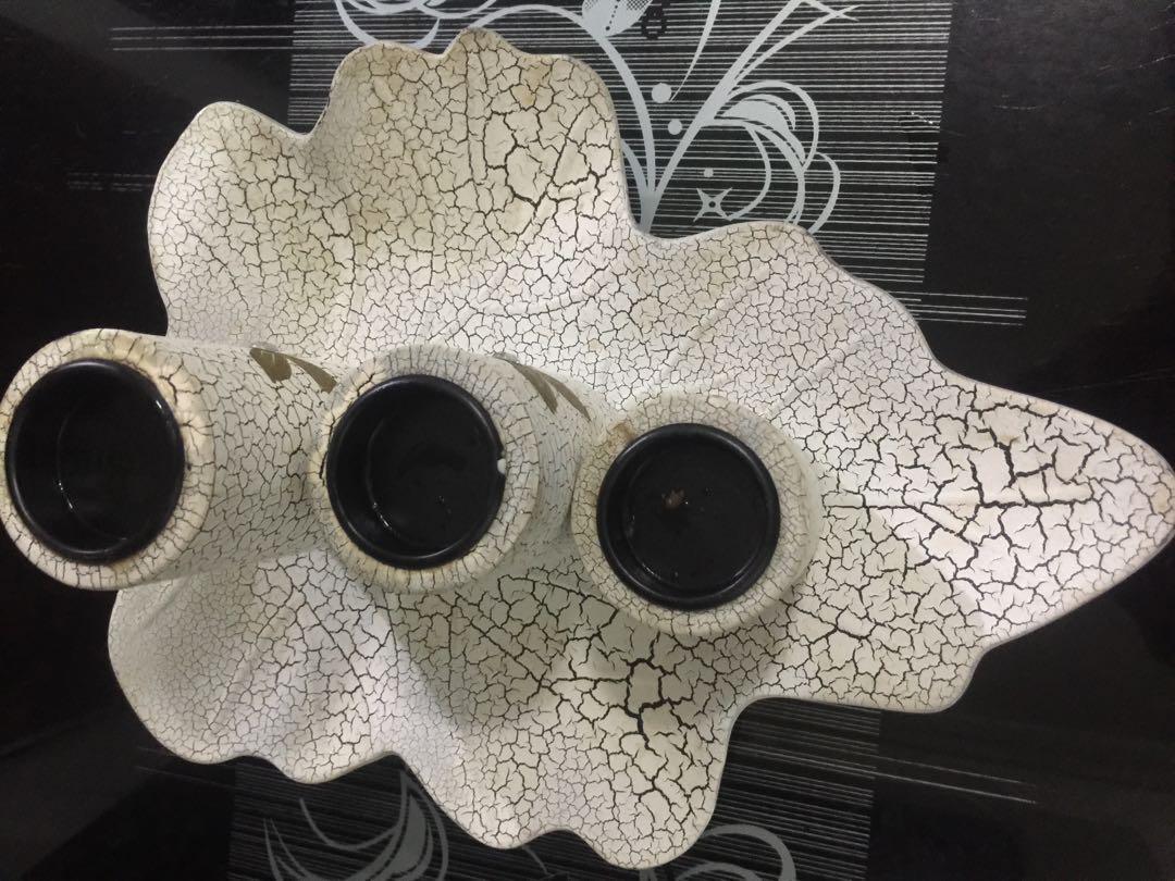Elegant Candle Holder (Category: Other Home Decor) located in Quezon City. Submitted by rmave (Listing ID 1035097065, Image 3). Description: White & Gold Candle Holder Elegant and Unique design Perfect for center and console table In good condition just needs a little cleaning Hard material and Washable Price: P800 Last Price: P400( dont ask, fixed na!) Sf by the buyer.