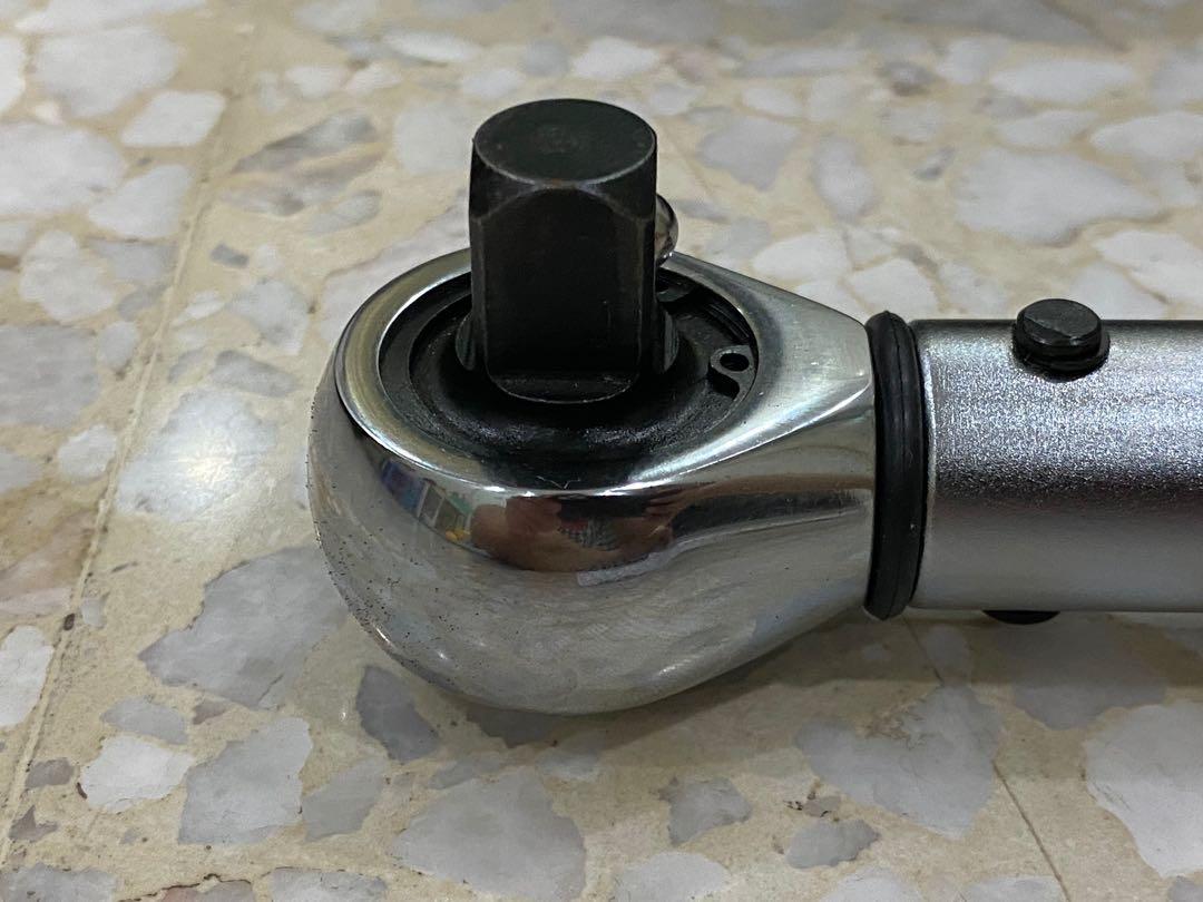 eTork C3150 Adjustable Torque Wrench Brand New, Furniture & Home