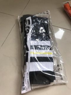 （分類：）位於 。 由 e8214 提交（商品編號 1034990897，圖片 1）。簡介： 。
