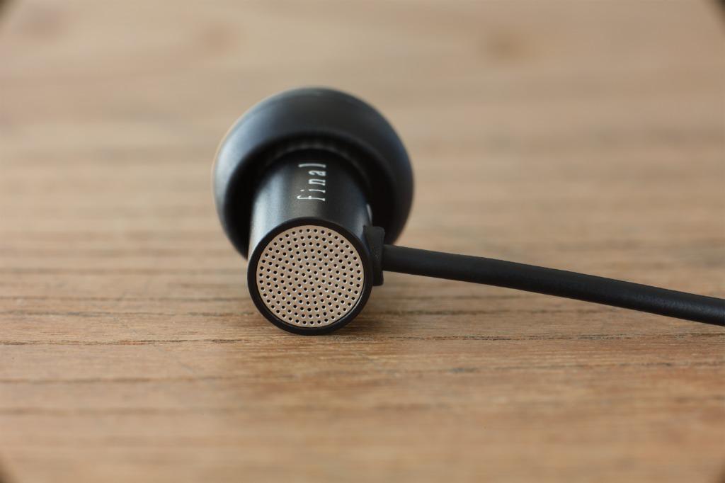 Final Audio E2000 (Category: Other Audio Equipment) located in Singapore. Submitted by wiredforsound (Listing ID 1035065206, Image 3). Description: Final Audio (Japan) best selling model within the E-series is the E2000. If you can find a better earphone at this price, please skip this listing and buy it immediately. Local brand new sets accompanied with a 1 year warranty against manufacturing defects. Please add $2 for basic Singpost package or 