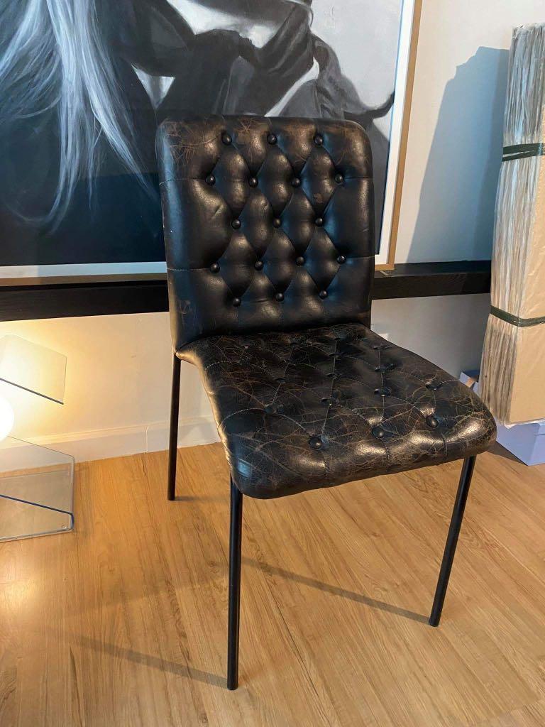 Italian Handmade Leather Chair (Category: Sofas) located in Taguig. Submitted by hellofritzi (Listing ID 1034974013, Image 2). Description: .
