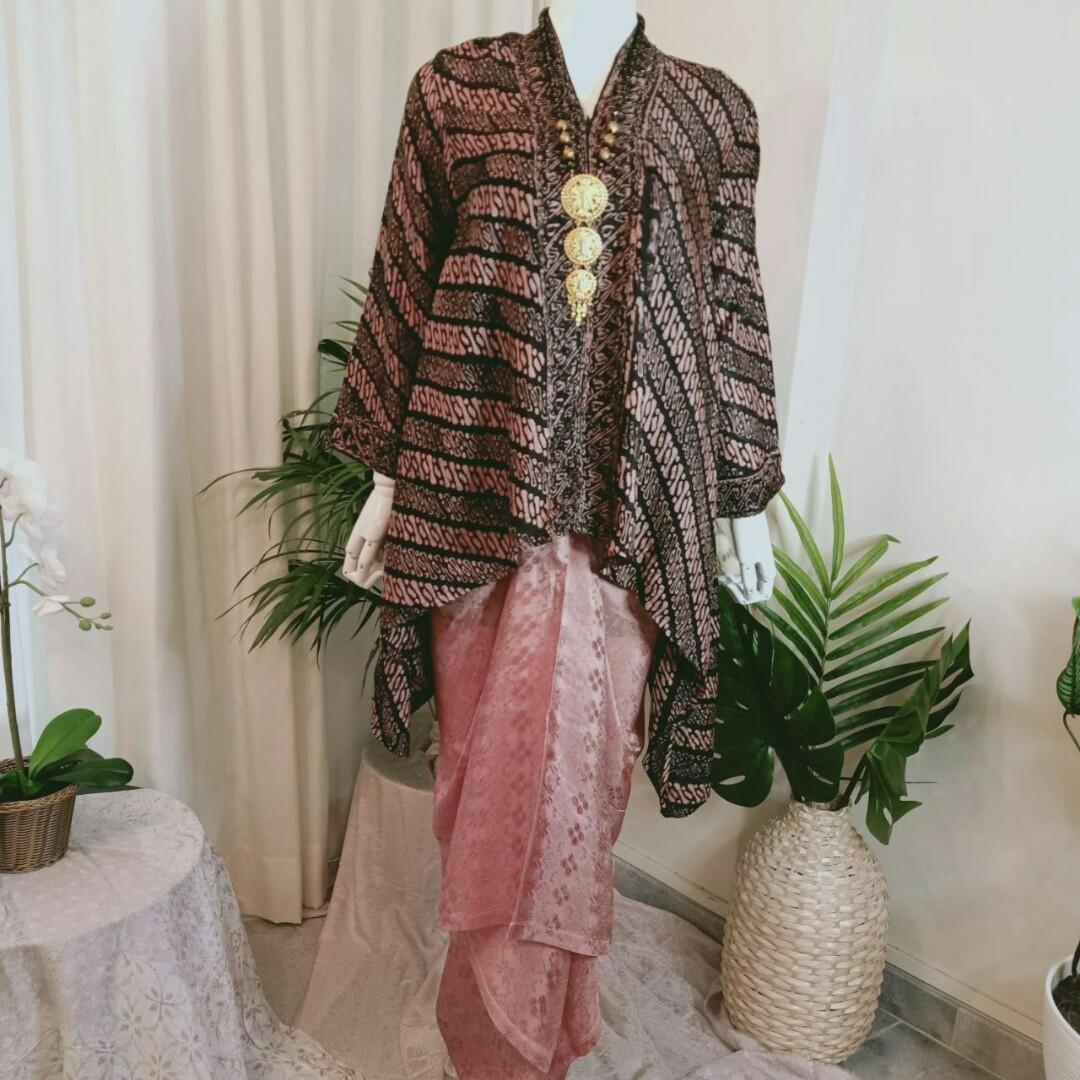 Kebaya kaftan new arrivals