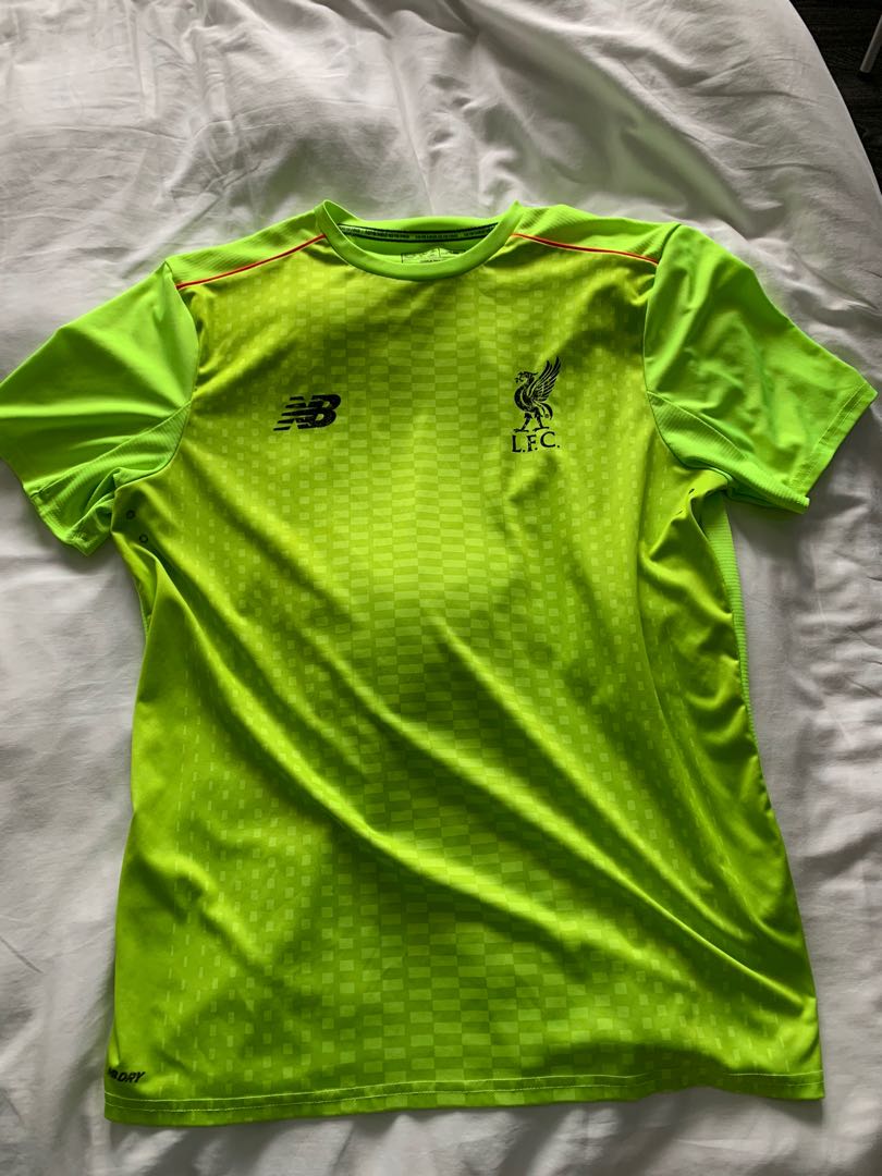 new liverpool training top