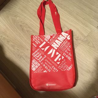 （分類：）位於 。 由 felihk 提交（商品編號 1034932348，圖片 1）。簡介： 。