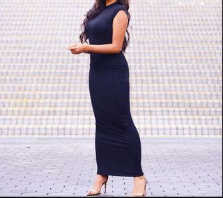 MANNEQUIN.E Sky Bodycon Maxi Dress