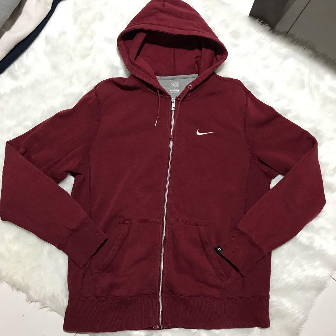 Maroon discount nike jacket
