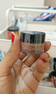 (Category: ) located in . Submitted by priya18011998 (Listing ID 1034949431, Image 1). Description: .
