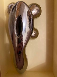 99 新 包順豐 Refa 4 Carat 4輪 正品白金微電流按摩儀 瘦臉 去水腫 修身減肥 美容儀 美容 化妝品 皮膚護理 Carousell