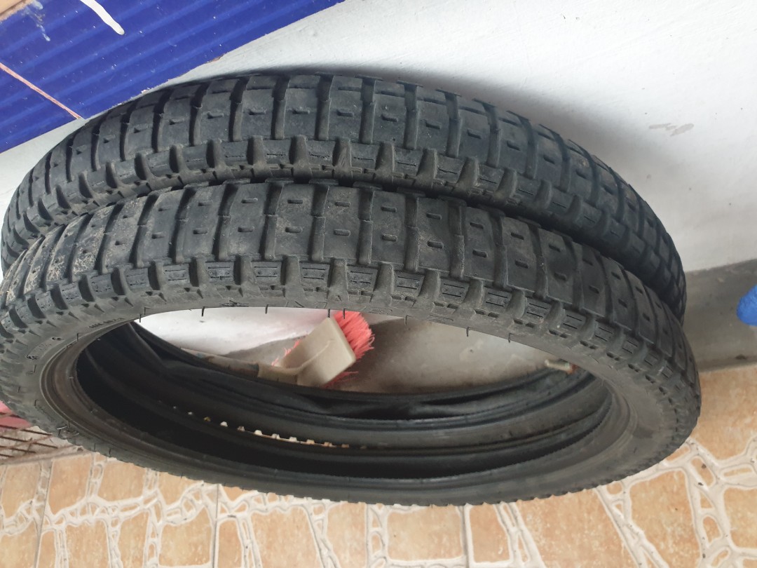 Xrm 125 hotsell tire size