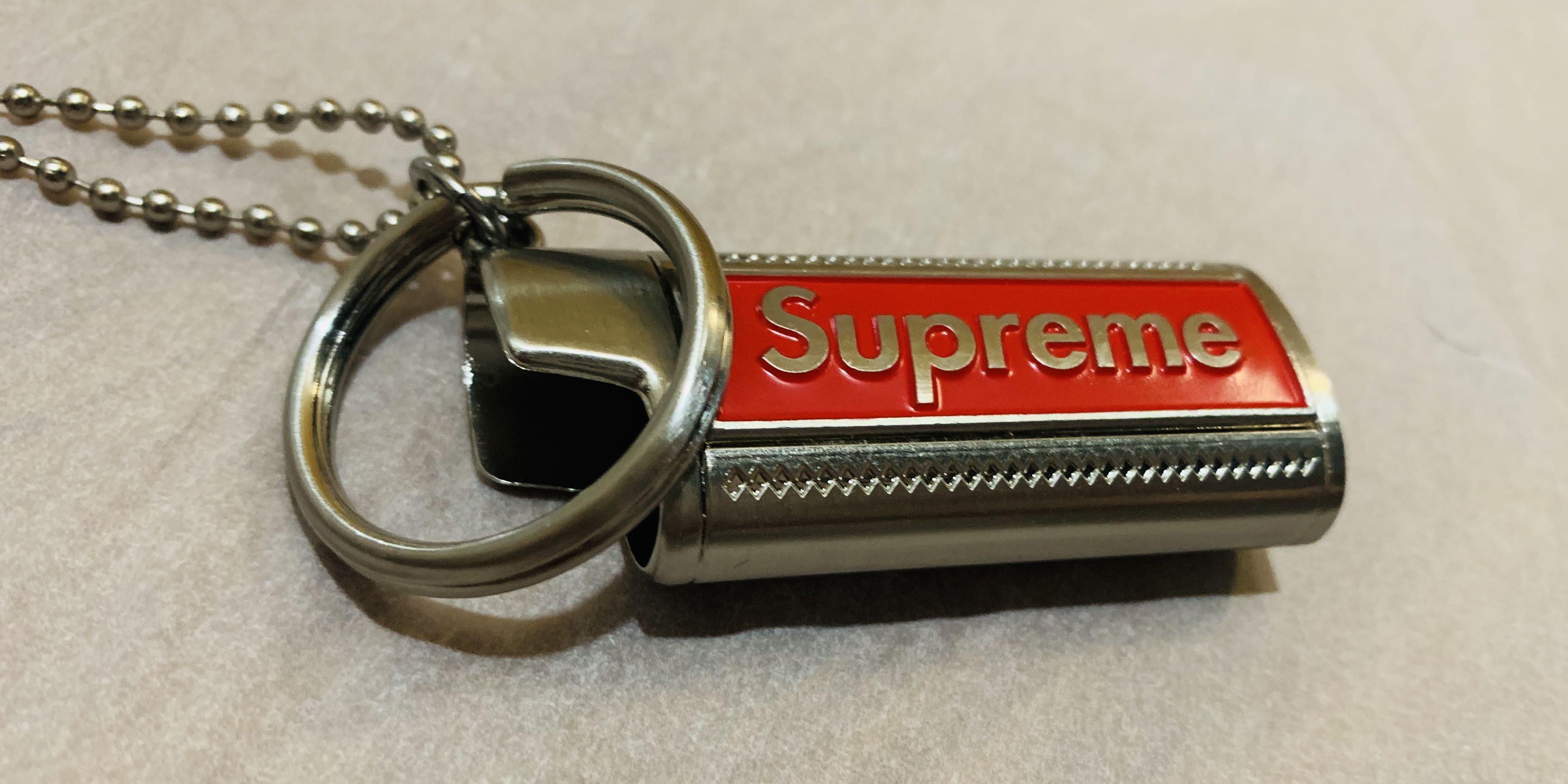 Supreme metal store lighter holster silver