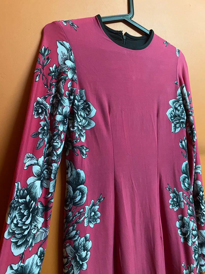 The Ramp Printed Long Sleeve Dress (Category: Dresses) located in Valenzuela. Submitted by edpablo123 (Listing ID 1035013564, Image 2). Description: The Ramp Printed Long Sleeve Dress Size: L * No holes. No tears. ** Seldom used. .