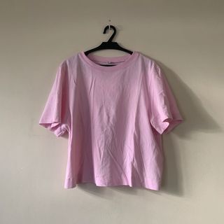(Category: ) located in . Submitted by four.clothing (Listing ID 1034990426, Image 1). Description: .