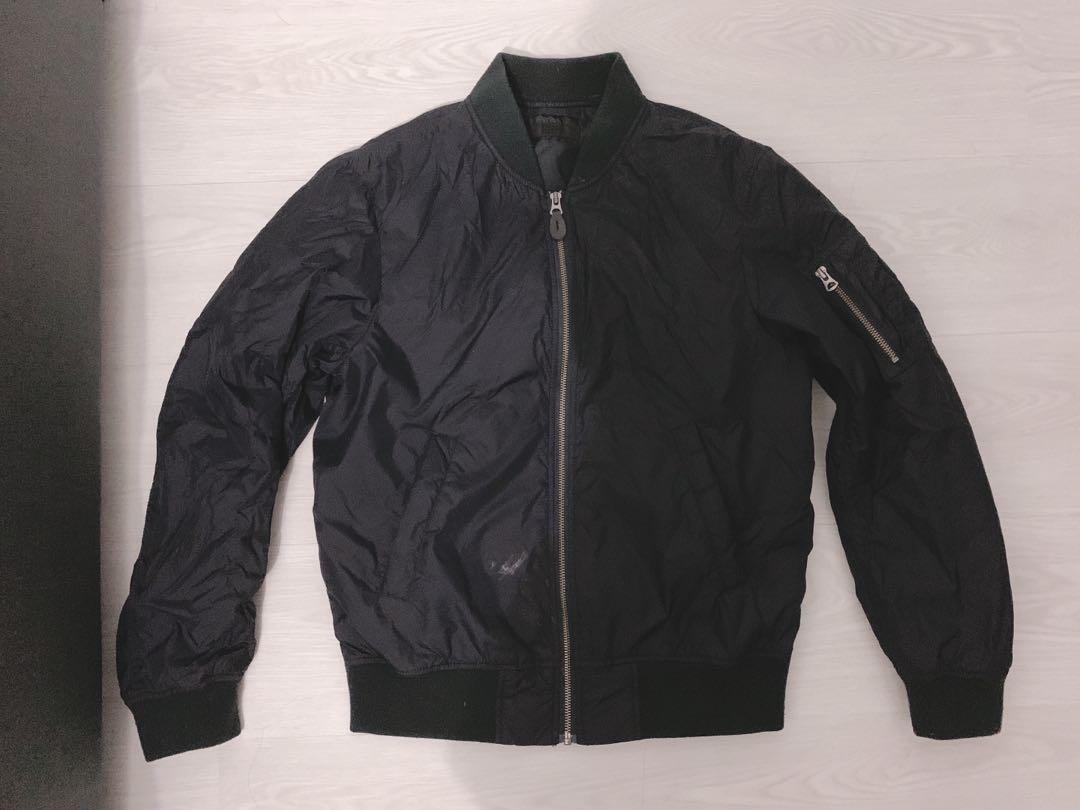 Uniqlo Bomber Jacket Men S Fashion Clothes Outerwear On Carousell