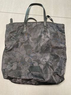 （分類：）位於 。 由 jacky_llm 提交（商品編號 1034935365，圖片 1）。簡介： 。