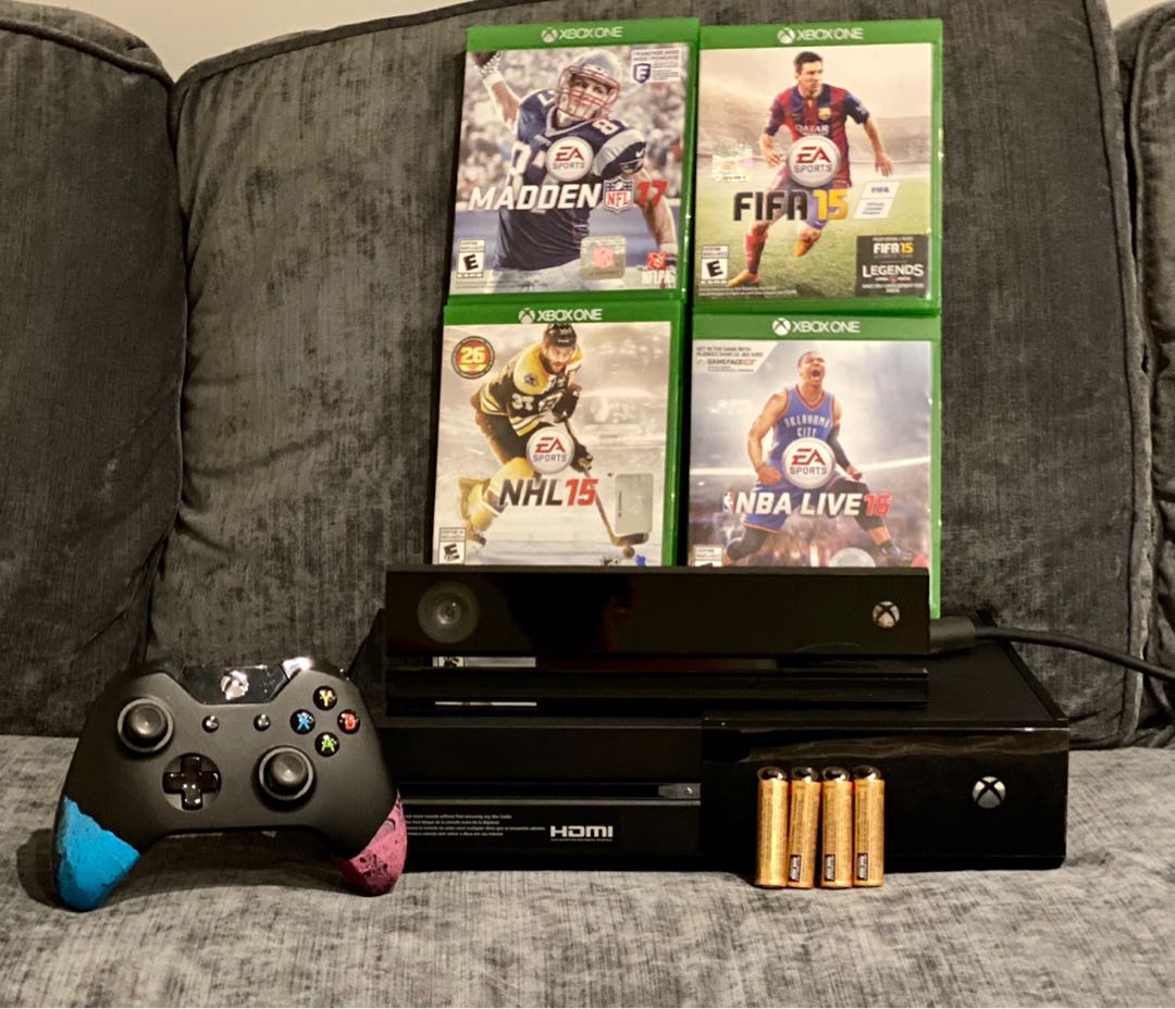 Xbox One With 4 Games