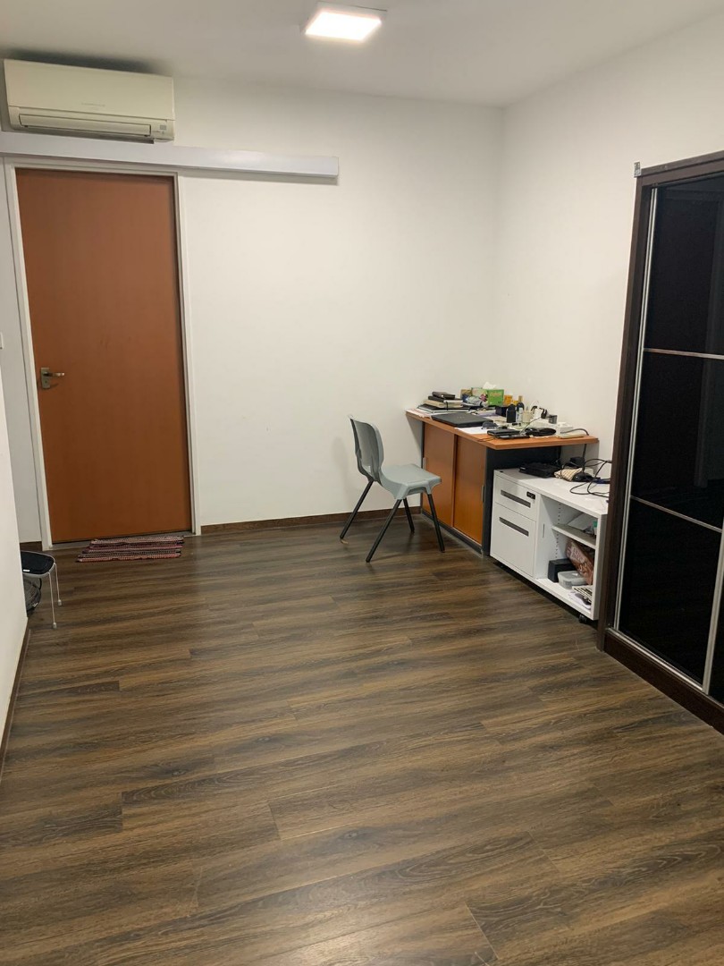 (Category: ) located in . Submitted by ainul.alvarez (Listing ID 1035166247, Image 1). Description: .