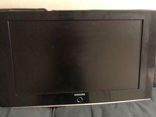 42 inch Samsung TV