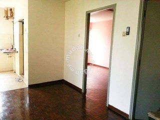 (Category: ) located in . Submitted by sarahmahadi (Listing ID 1035231368, Image 1). Description: .