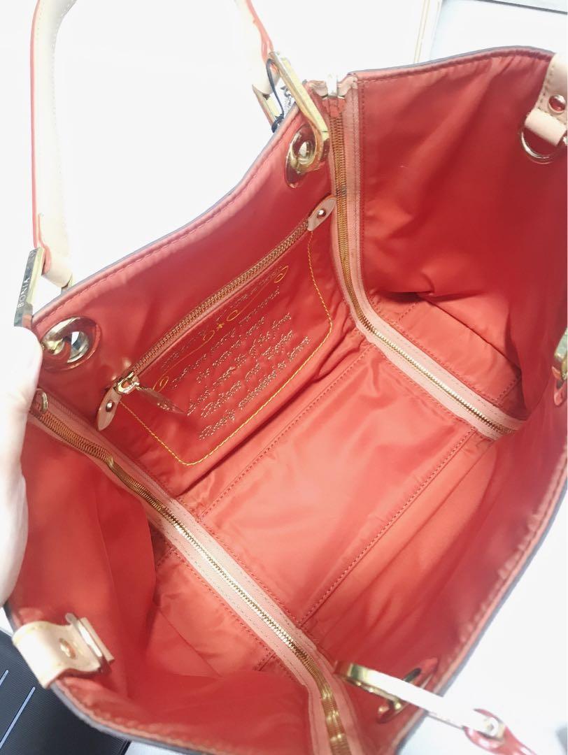 100% Ori BONIA 2 way bag (LimitedEdition）, Women's Fashion, Bags & Wallets,  Purses & Pouches on Carousell