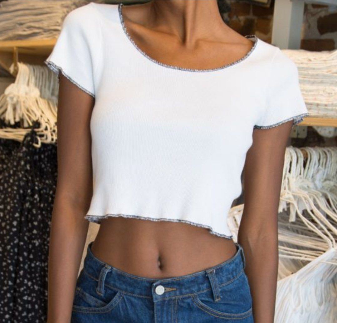 brandy melville mckenna crop top, Women's Fashion, Tops, Other Tops on  Carousell