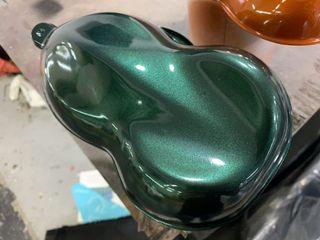 Candy Dark Green (Bentley Colour) Spray painting for cars and bikes